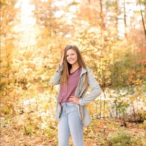 Meet your Posher, Hannah